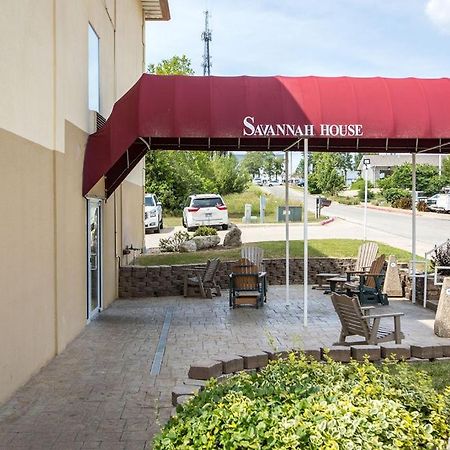 Savannah House Hotel Branson Exterior photo